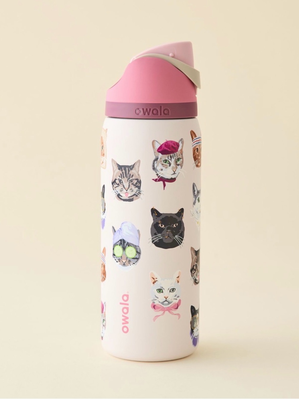 BNWT Owala Freesip 32oz Urban Outfitters Pink Cat Collage Bottle Authentic